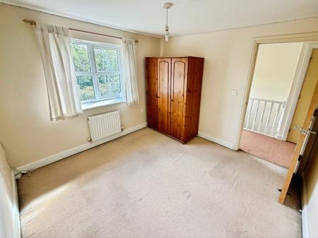 4 bedroom Terraced House for sale in Gatcombe Way, Priorslee, TF2