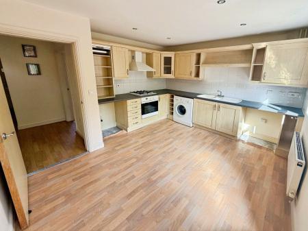 4 bedroom Terraced House for sale in Gatcombe Way, Priorslee, TF2