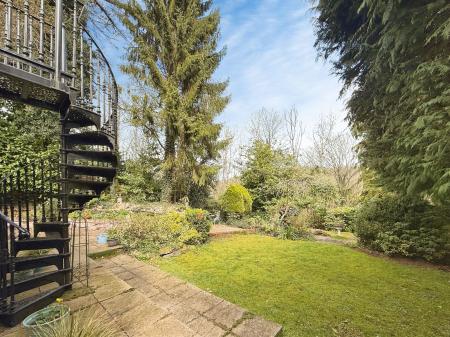 3 bedroom Detached house for sale in Ladywood, Ironbridge, TF8