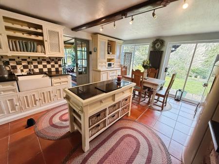 3 bedroom Detached house for sale in Ladywood, Ironbridge, TF8