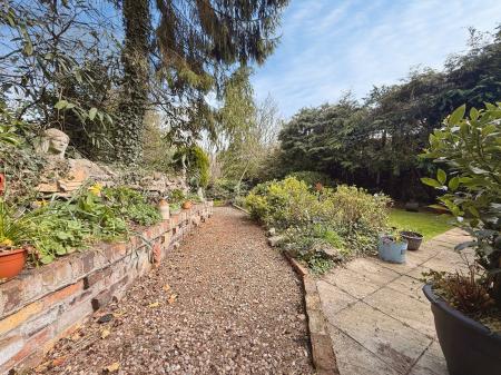 3 bedroom Detached house for sale in Ladywood, Ironbridge, TF8