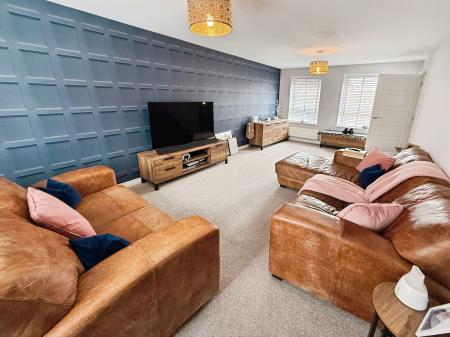 4 bedroom Detached house for sale in Daker Row, Lawley Village, TF4