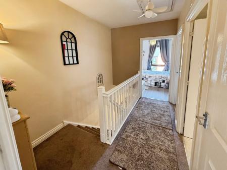 4 bedroom End of terrace house for sale in Glen Way, Ketley, TF1