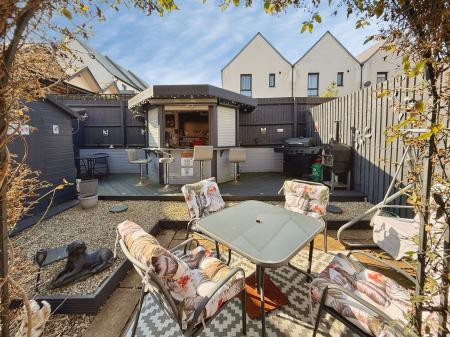 4 bedroom End of terrace house for sale in Glen Way, Ketley, TF1
