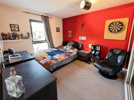 4 bedroom End of terrace house for sale in Glen Way, Ketley, TF1