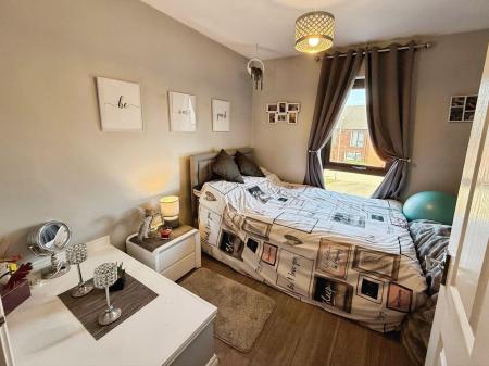 4 bedroom End of terrace house for sale in Glen Way, Ketley, TF1