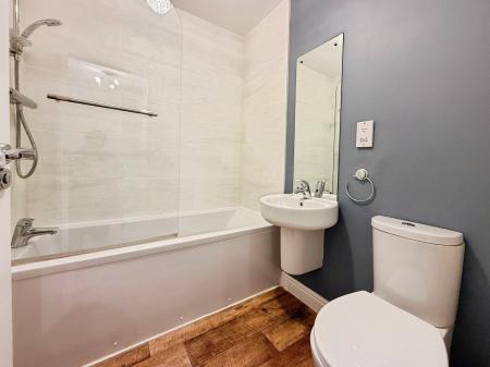 3 bedroom Terraced House for sale in Ashtree Leasow, Leegomery, TF1