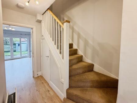 3 bedroom Terraced House for sale in Ashtree Leasow, Leegomery, TF1