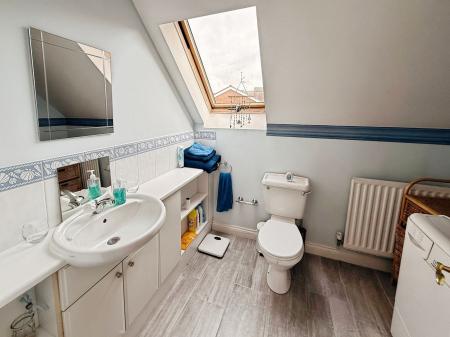 3 bedroom Terraced House for sale in Davenham Walk, Telford, TF3