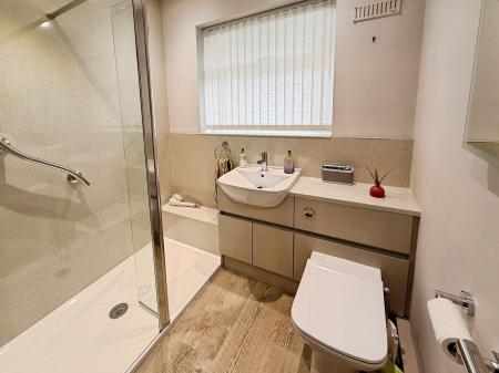 2 bedroom Detached house for sale in Willows Road, Telford, TF2