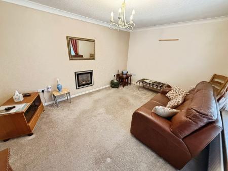 2 bedroom Detached house for sale in Willows Road, Telford, TF2