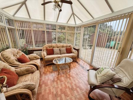 2 bedroom Detached house for sale in Willows Road, Telford, TF2