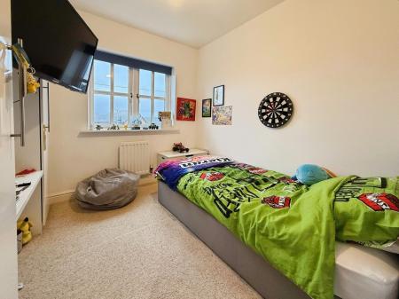 4 bedroom Semi-detached house for sale in Ellens Bank, Lightmoor, TF4