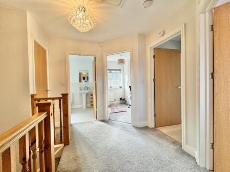 4 bedroom Semi-detached house for sale in Ellens Bank, Lightmoor, TF4
