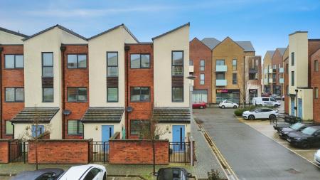 2 bedroom End of terrace house for sale in Barrack Close, Telford, TF3
