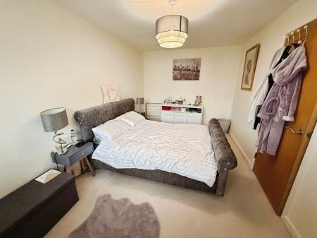 2 bedroom End of terrace house for sale in Barrack Close, Telford, TF3