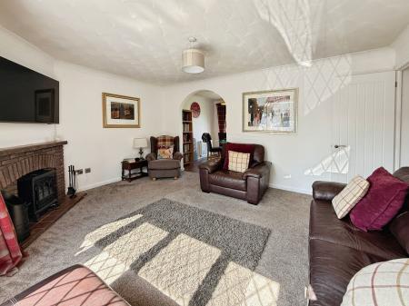 3 bedroom Detached bungalow for sale in Grasmere Close, Priorslee, TF2