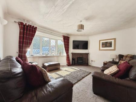 3 bedroom Detached bungalow for sale in Grasmere Close, Priorslee, TF2