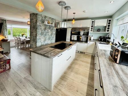 3 bedroom Detached house for sale in Argyll Crescent, Muxton, TF2