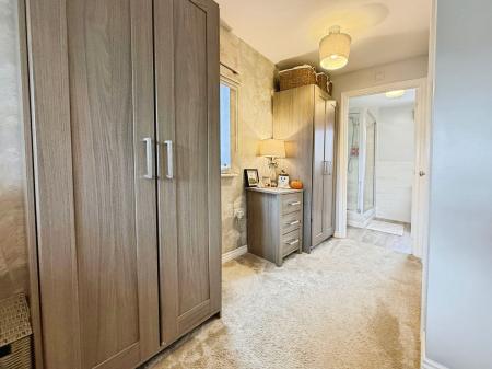 4 bedroom Detached house for sale in Stoney Fold, Telford, TF3