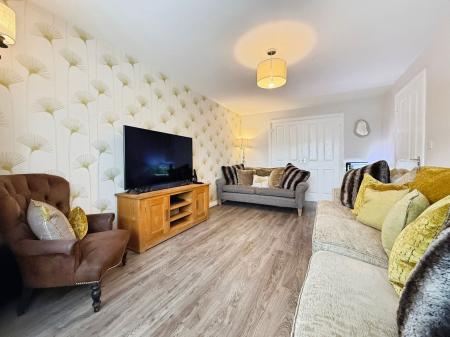 4 bedroom Detached house for sale in Stoney Fold, Telford, TF3