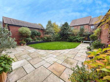 4 bedroom Detached house for sale in Stoney Fold, Telford, TF3