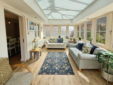 3 bedroom End of terrace house for sale in Arleston Manor Mews, Arleston, TF1