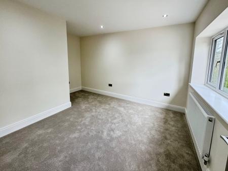 4 bedroom Detached house for sale in Donnerville Gardens, Admaston, TF5