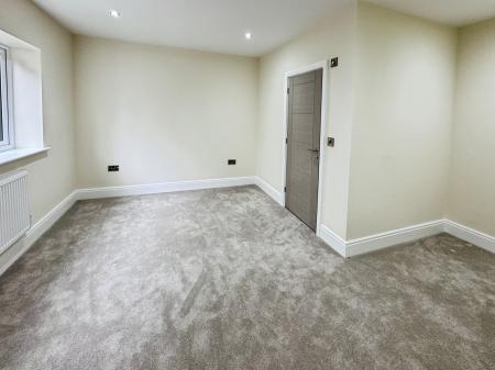 5 bedroom Detached house for sale in Donnerville Gardens, Admaston, TF5
