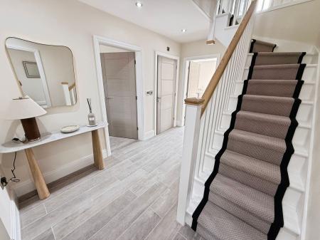 5 bedroom Detached house for sale in Donnerville Gardens, Admaston, TF5