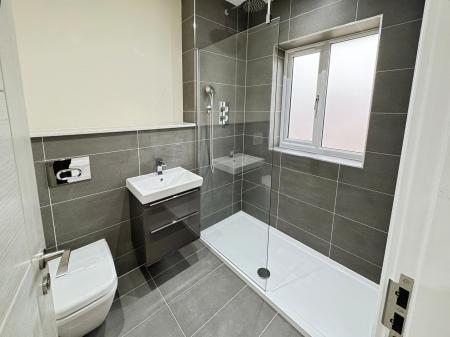 5 bedroom Detached house for sale in Donnerville Gardens, Admaston, TF5