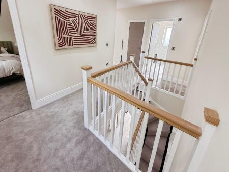 5 bedroom Detached house for sale in Donnerville Gardens, Admaston, TF5