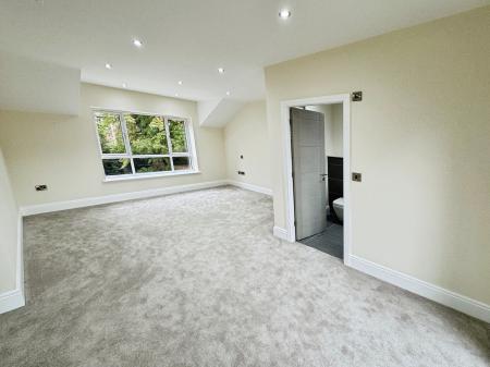 5 bedroom Detached house for sale in Donnerville Gardens, Admaston, TF5