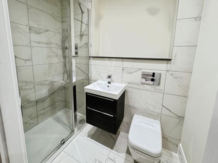 5 bedroom Detached house for sale in Donnerville Gardens, Admaston, TF5