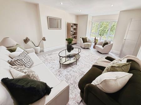 5 bedroom Detached house for sale in Donnerville Gardens, Admaston, TF5