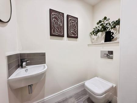 5 bedroom Detached house for sale in Donnerville Gardens, Admaston, TF5