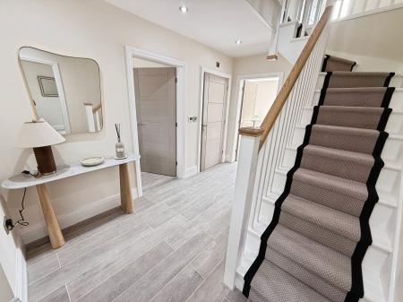 5 bedroom Detached house for sale in Donnerville Gardens, Admaston, TF5