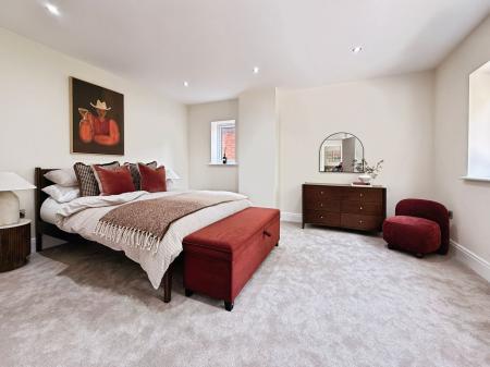 5 bedroom Detached house for sale in Donnerville Gardens, Admaston, TF5