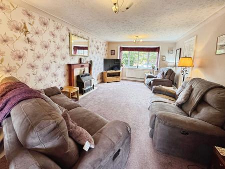4 bedroom Detached house for sale in Harley Close, Telford, TF1