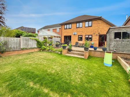 4 bedroom Detached house for sale in Harley Close, Telford, TF1