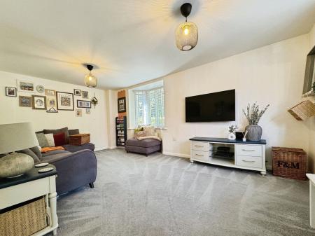 4 bedroom Detached house for sale in Dudley Grove, Doseley, TF4