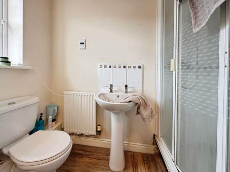 3 bedroom Semi-detached house for sale in Marlborough Road, Hadley, TF1