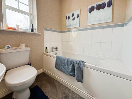 3 bedroom Semi-detached house for sale in Marlborough Road, Hadley, TF1