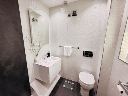 3 bedroom Detached house for sale in Majestic Way, Telford, TF4