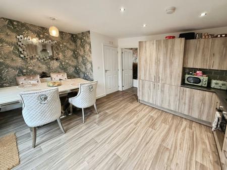 3 bedroom Semi-detached house for sale in Doctor Hanna Way, Apley, TF1