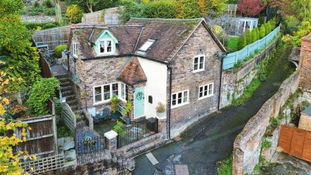 2 bedroom Cottage for sale in Severn Bank, Ironbridge, TF8