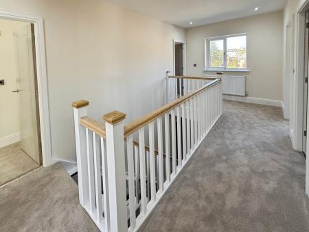 5 bedroom Detached house for sale in Donnerville Gardens, Admaston, TF5