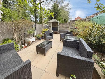 4 bedroom Detached house for sale in Hama Drive, Oakengates, TF2