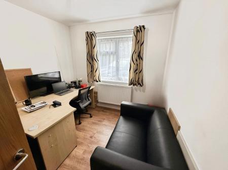 3 bedroom Detached bungalow for sale in Tibberton, Newport, TF10