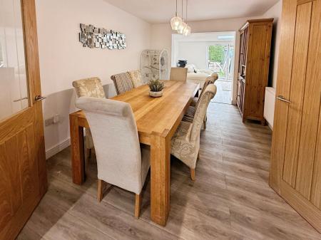 3 bedroom Detached bungalow for sale in Tibberton, Newport, TF10